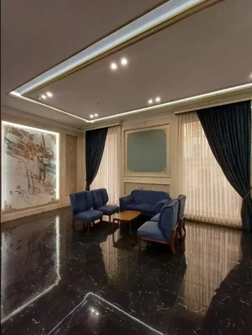 ویـو باز و بدون مشرف در         برج باغ رونیکـا