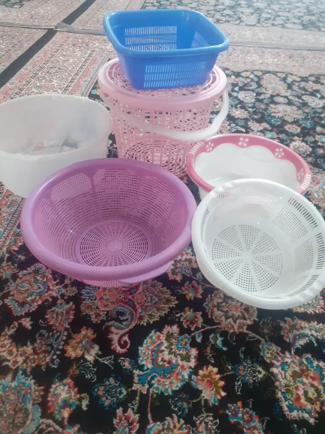 ابکش و لگن پلاستیکی|ظروف نگهدارنده، پلاستیکی، یکبارمصرف|بروجرد, |دیوار