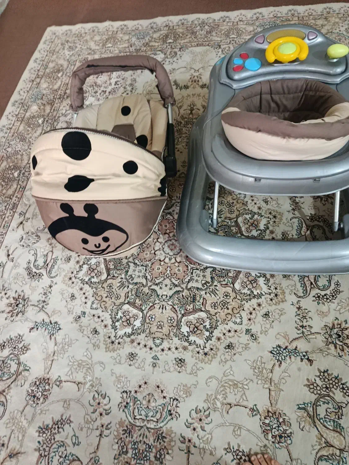 روروعک و کریر|کالسکه و لوازم جانبی|همدان, |دیوار