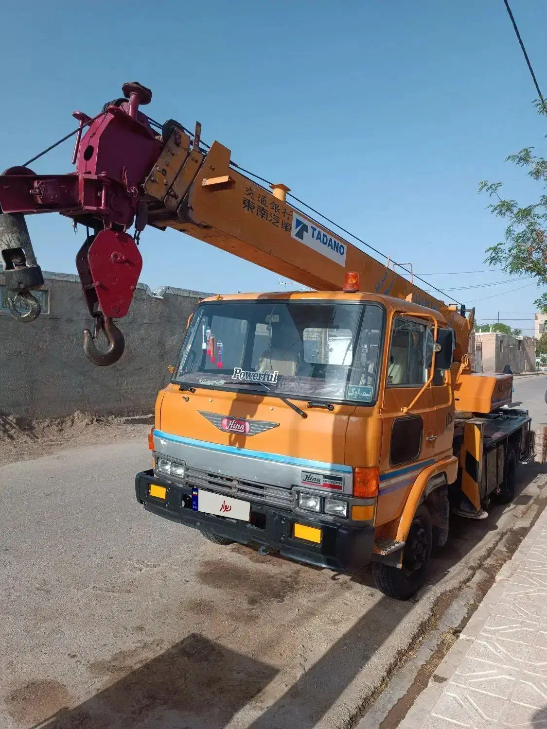 جرثقیل ۷تن|خودرو سنگین|نیمبلوک, |دیوار