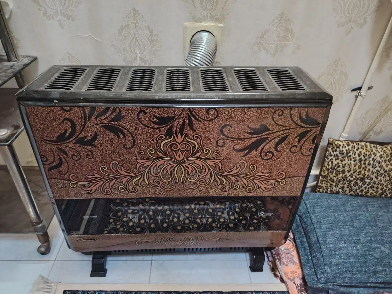 بخاری|بخاری، هیتر، شومینه|قم, باغ شازده|دیوار