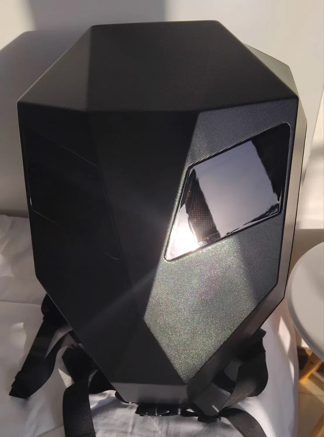 کوله پشتی|کیف، کفش، کمربند|اندیشه, اندیشه فاز ۳|دیوار