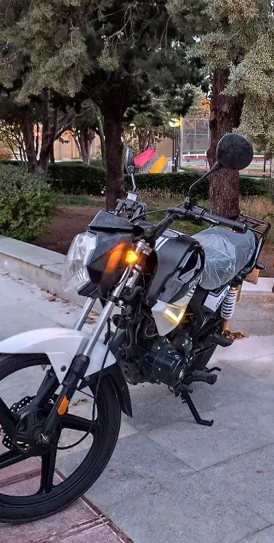 ایردوکو150(هوندا کیلیک ایروکس بنلی اپاچی200 تریل)|موتورسیکلت|اراک, |دیوار