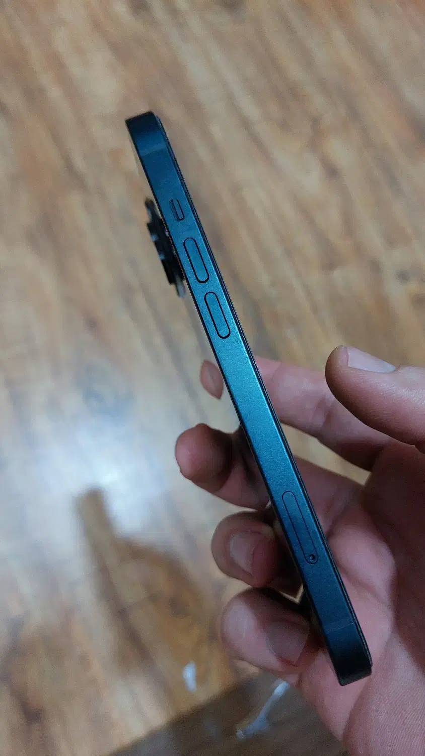 ایفون ۱۳ تمیز با گارد و گلس|موبایل|بجنورد, |دیوار