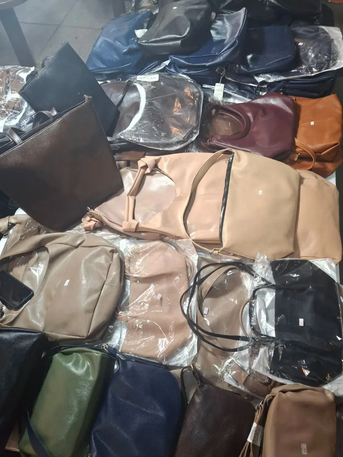 پیدا کردن نماینده برای بساط .|استخدام بازاریابی و فروش|رشت, چله خانه|دیوار