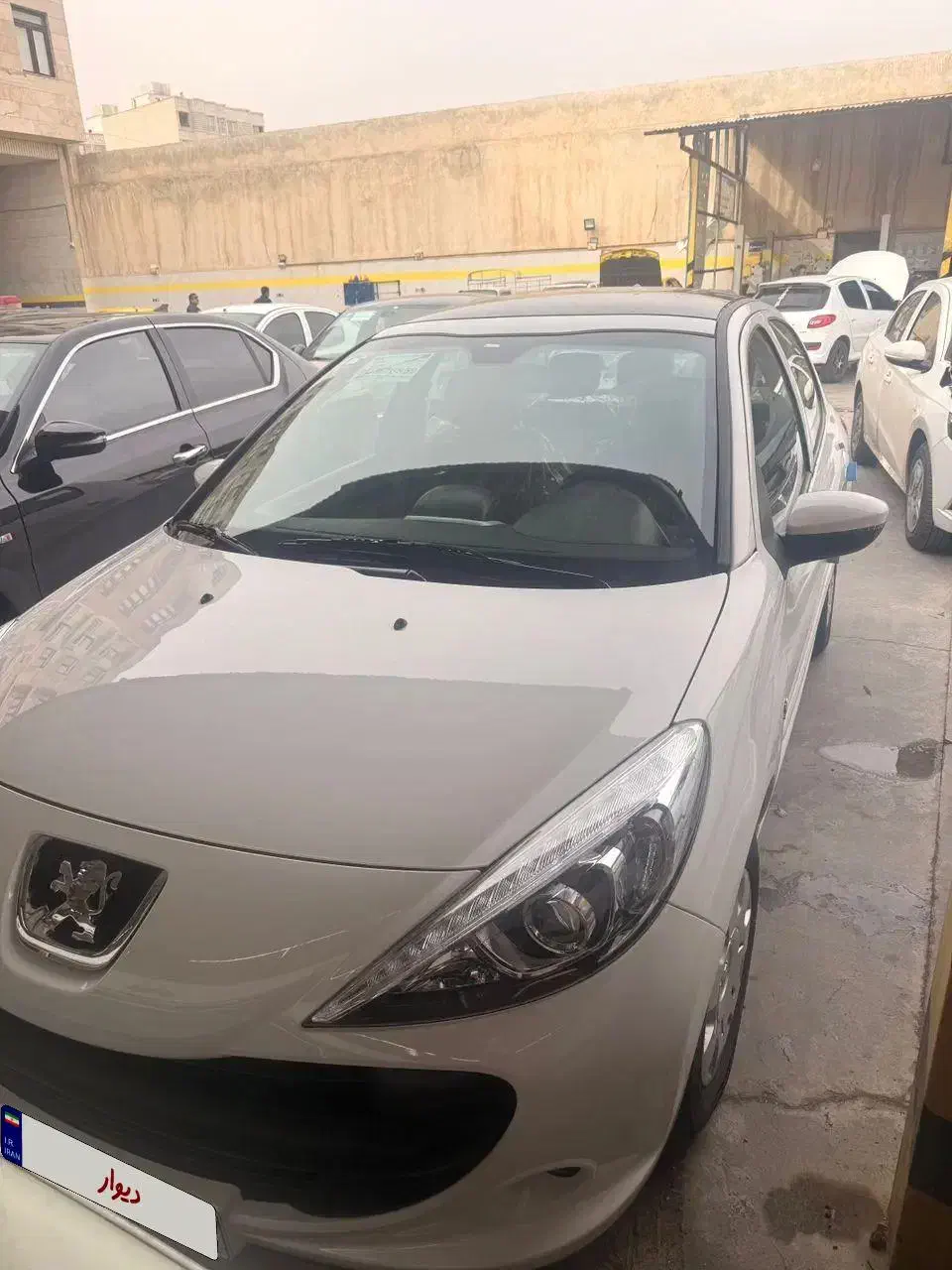 207 صفر|خودرو سواری و وانت|شیراز, انجیر|دیوار