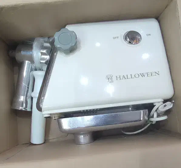 چرخ گوشت هالوین|خردکن، آسیاب، غذاساز|کاشان, سه راه پرورشگاه|دیوار