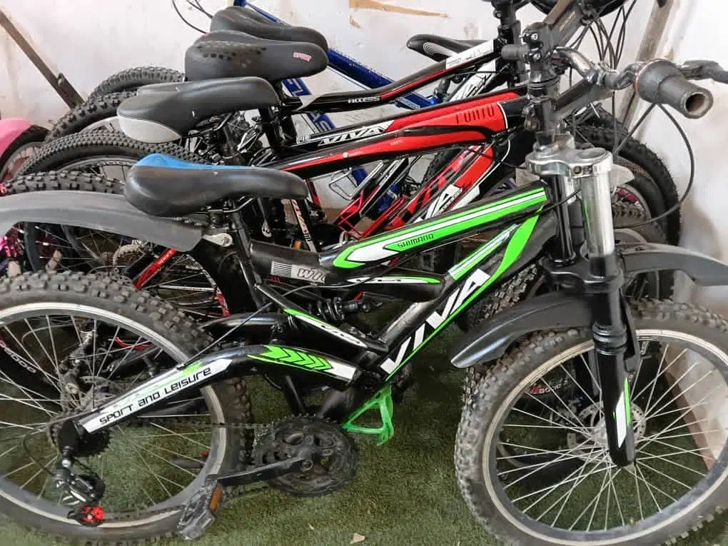 (۲۴ و۲۶ )بدنه تمام آلمینیوم مارک ویوا|دوچرخه، اسکیت، اسکوتر|بندر ماهشهر, |دیوار