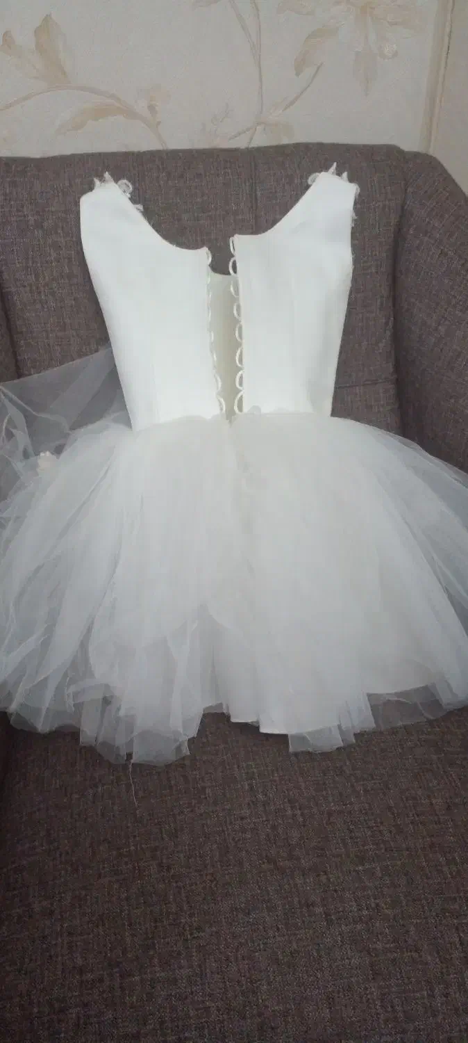 لباس عروس دخترونه تمیز ونو بادامن تور بالاتنه|کفش و لباس بچه|تهران, باغ خزانه|دیوار