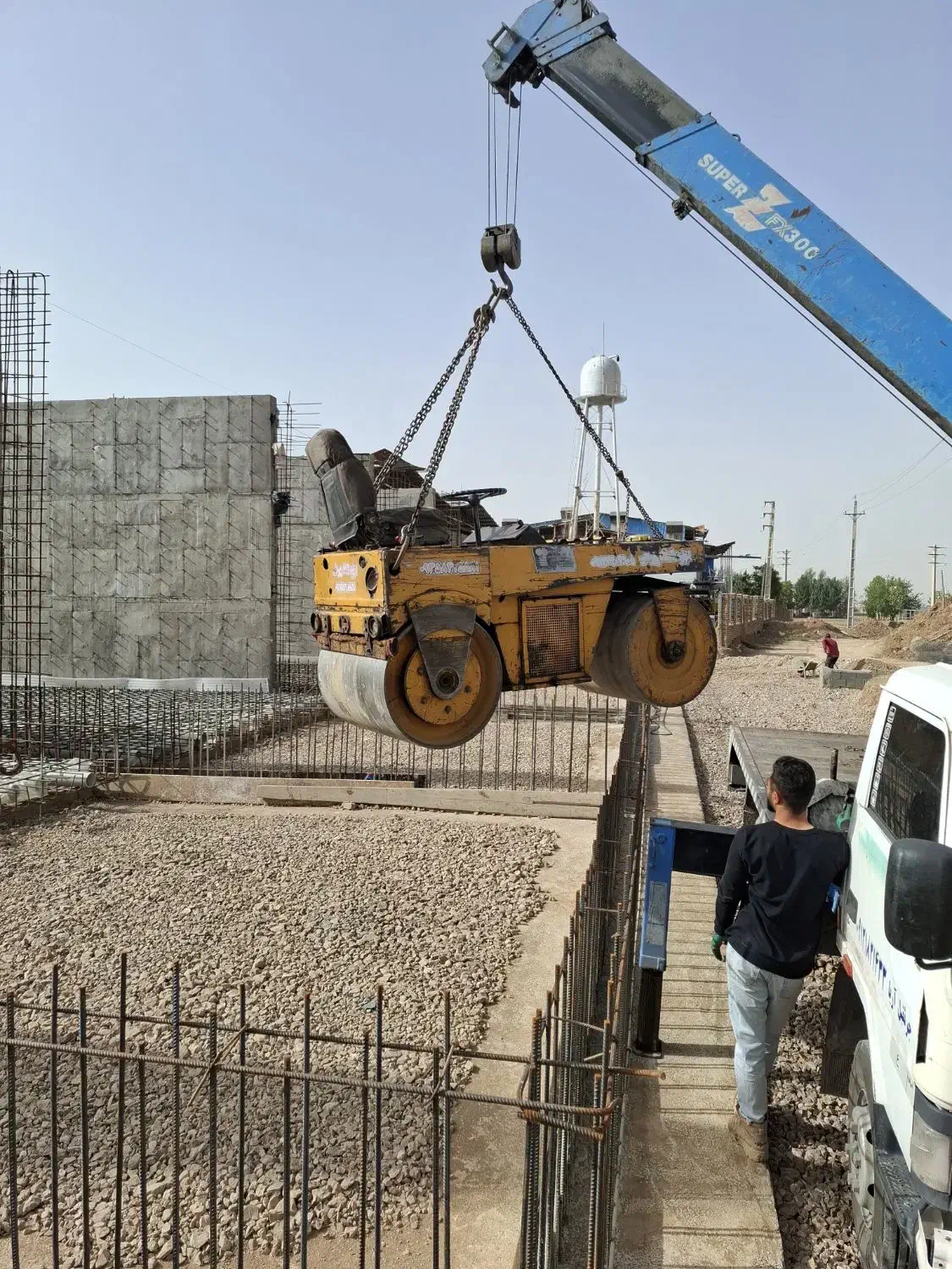 غلطک اجاره ای جهت کوبیده شدن زیرسازی محوطه سازی|ابزارآلات|تهران, نیروی هوایی (پیروزی)|دیوار