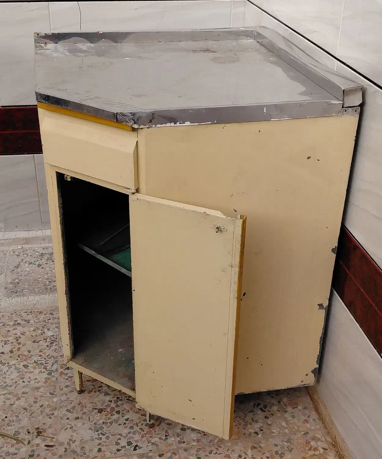 کابینت|آب‌چکان و نظم‌دهنده ظروف|شوشتر, |دیوار