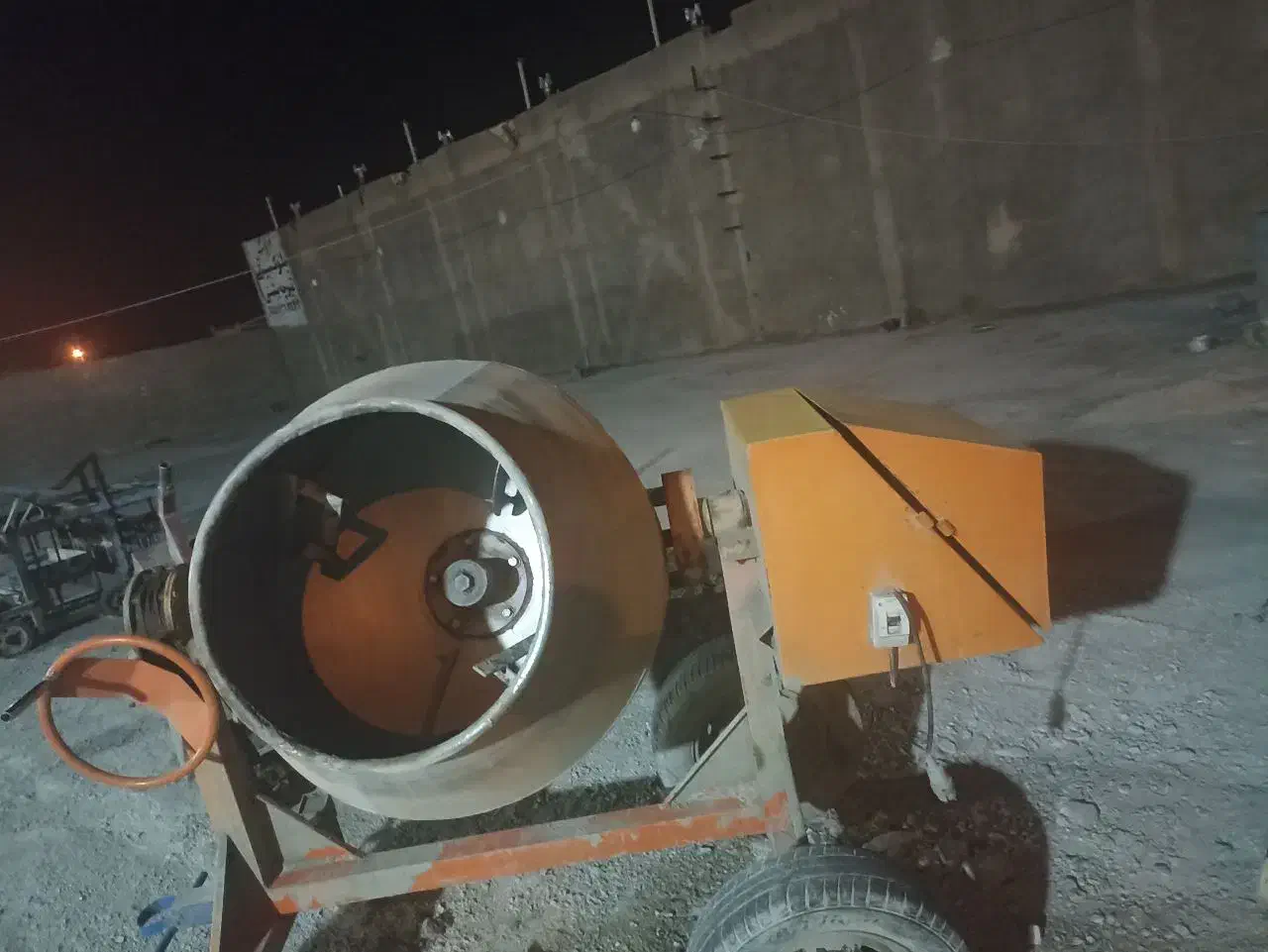 میکسر دنده زیر|ماشینآلات صنعتی|طبس, |دیوار