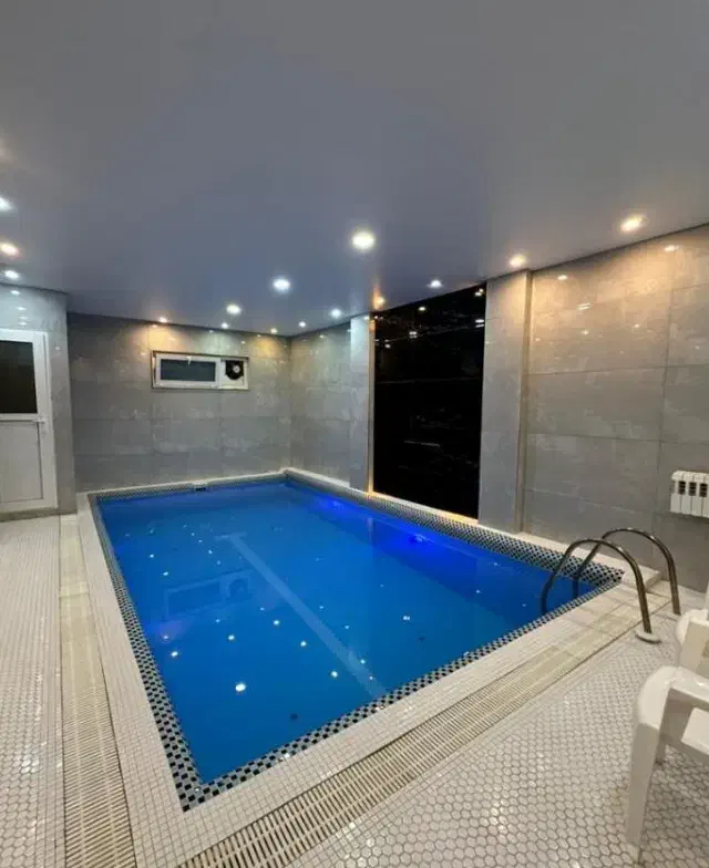 اجاره باغ با استخر(سرپوشیده)|اجارهٔ کوتاهمدت ویلا و باغ|تهران, شهرک چیتگر|دیوار