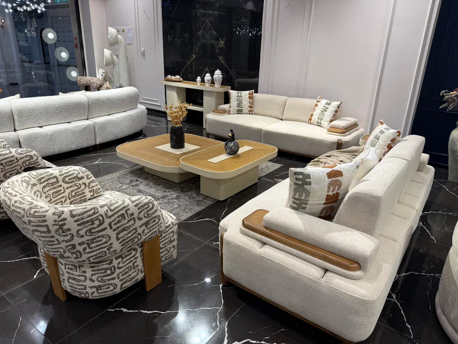 سوین نوین مبل  رشت|مبلمان خانگی و میز عسلی|رشت, پارک شهر|دیوار