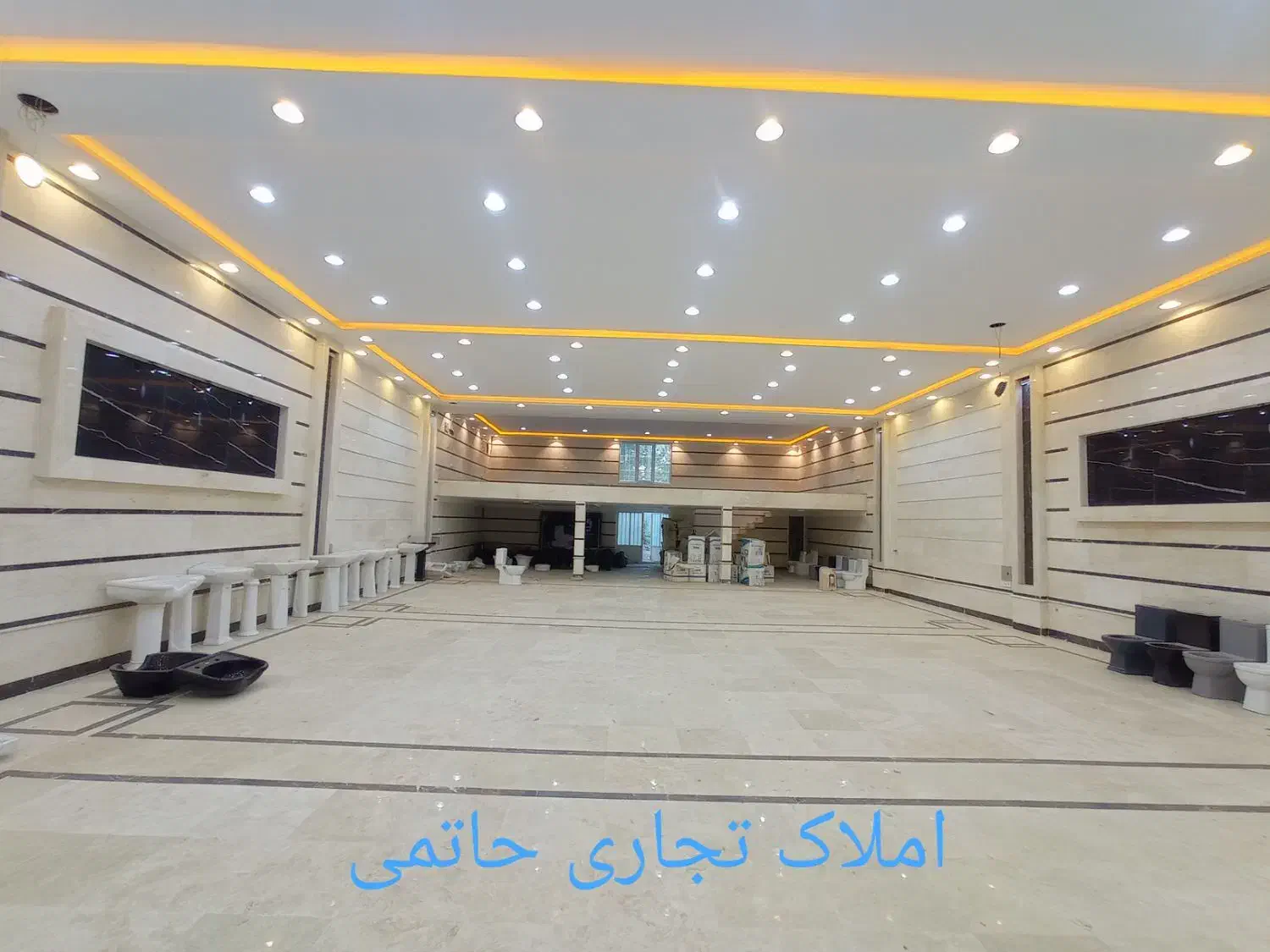 ۳۰۰ متر بر اصلـی // رهـن کامـل|اجارهٔ مغازه و غرفه|قرچک, مهدیه|دیوار