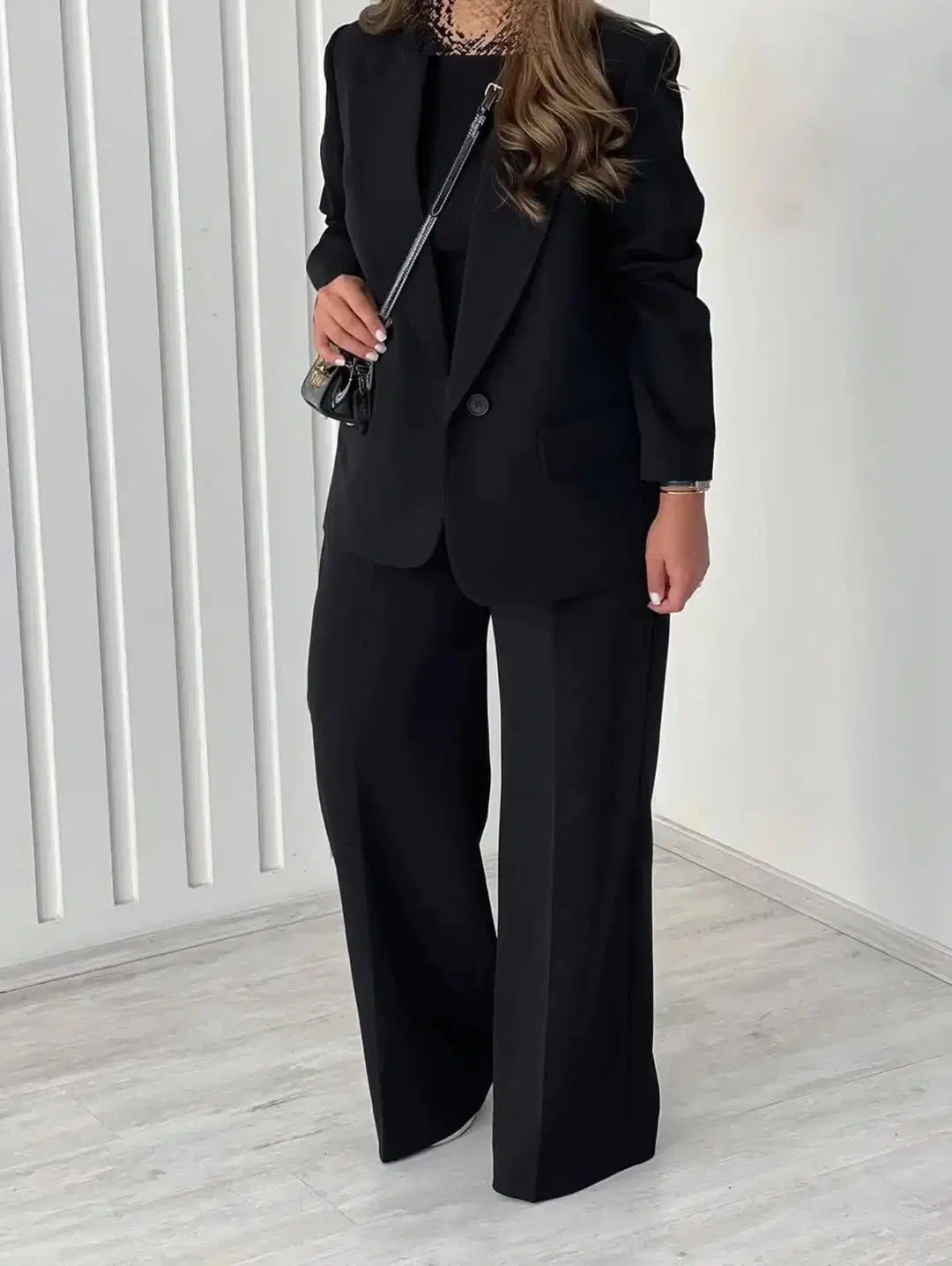 نیازمند خیاط بیرون بر|استخدام صنعتی، فنی، مهندسی|قزوین, |دیوار