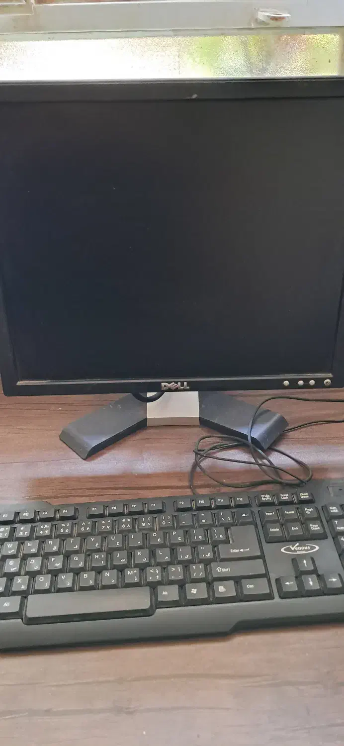 کامپیوتر|رایانه رومیزی|الشتر, |دیوار