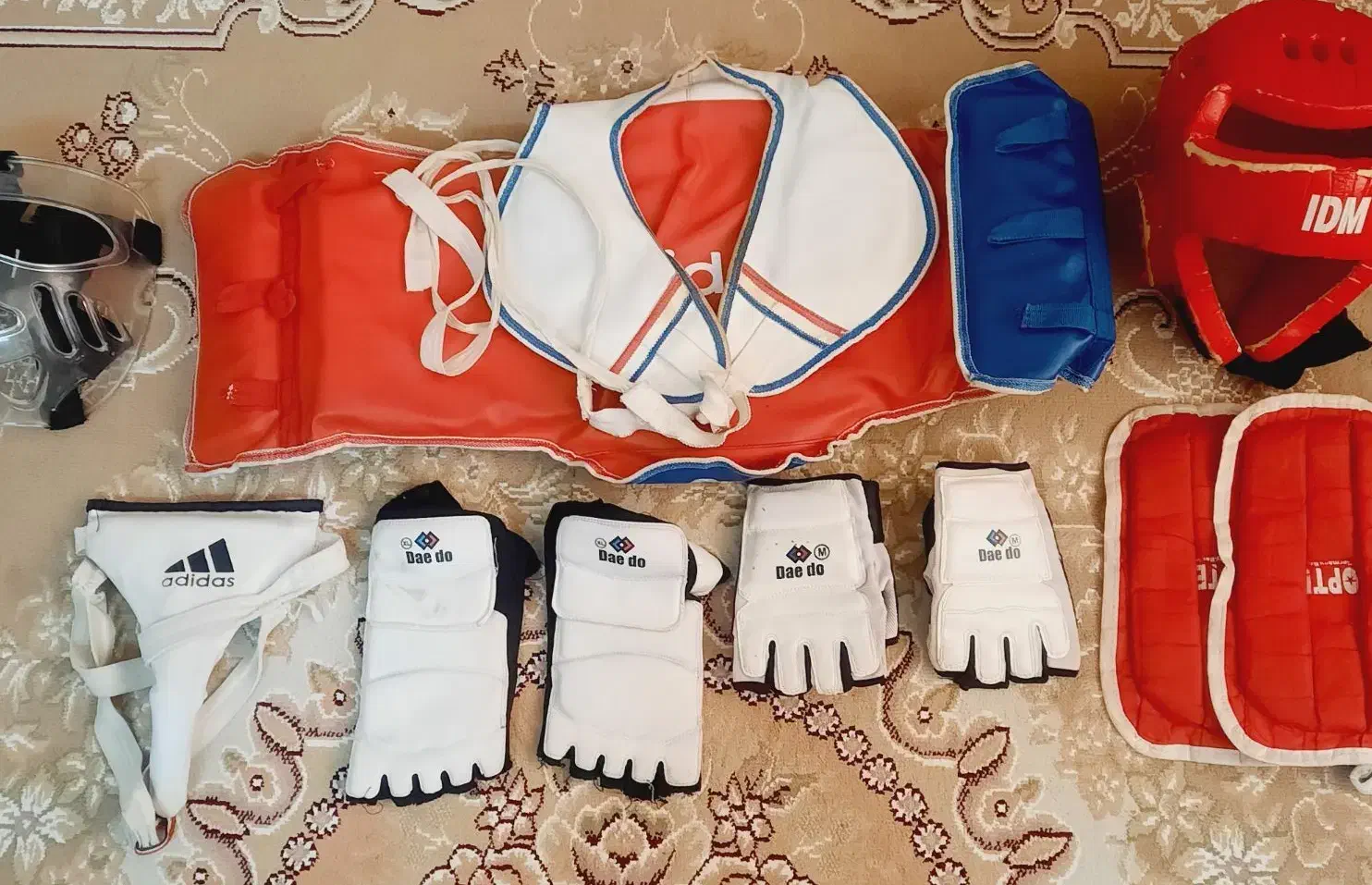 لباس تکواندو و لباس مبارزه نو نو|تجهیزات ورزشی|قم, سراجه (۱۵ خرداد)|دیوار