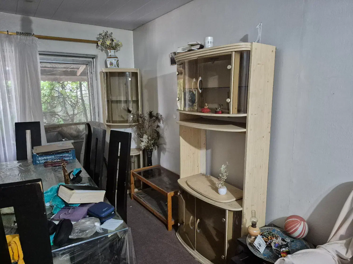 بوفه سالم ومیزکامپیوتر|بوفه، ویترین، کنسول|بندر انزلی, معلم|دیوار