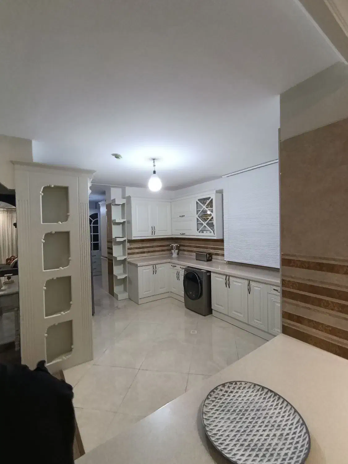 فروش آپارتمان ۳۰۰ متری ۴ خوابه کوی فرهنگیان|فروش آپارتمان|کرمان, |دیوار