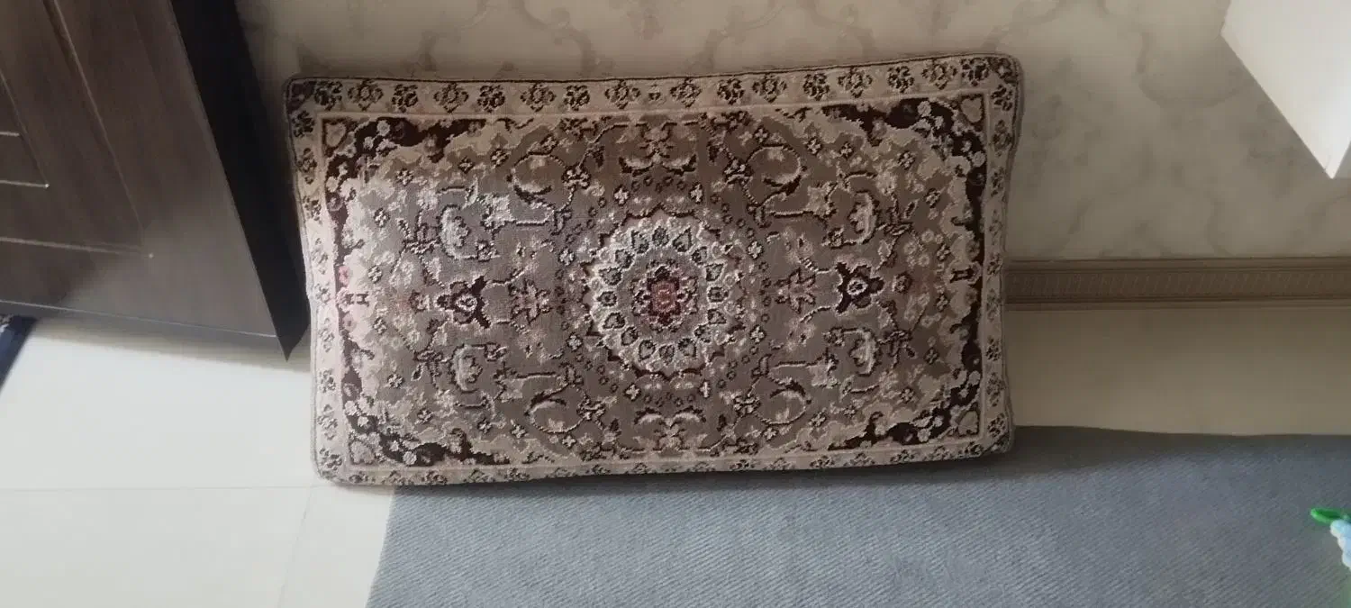 یک جفت پشتی کار کرده|پشتی|اراک, |دیوار