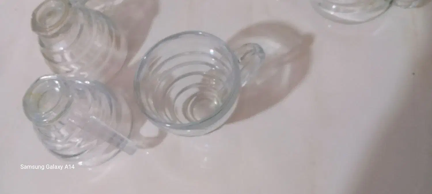 سلام، استکان چای خوری سالم ۱۲ عدد|ظروف سرو و پذیرایی|رباطکریم, شترخوار|دیوار