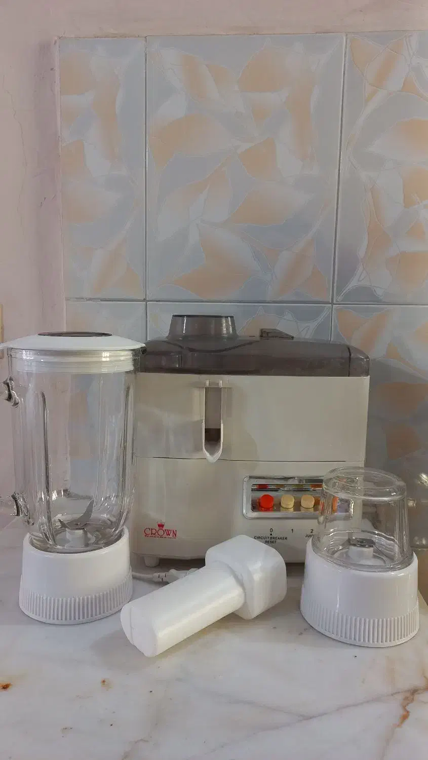 آب میوه‌گیری برقی سه کاره|آبمیوه‌گیر و آب‌مرکبات‌گیر|تاکستان, |دیوار