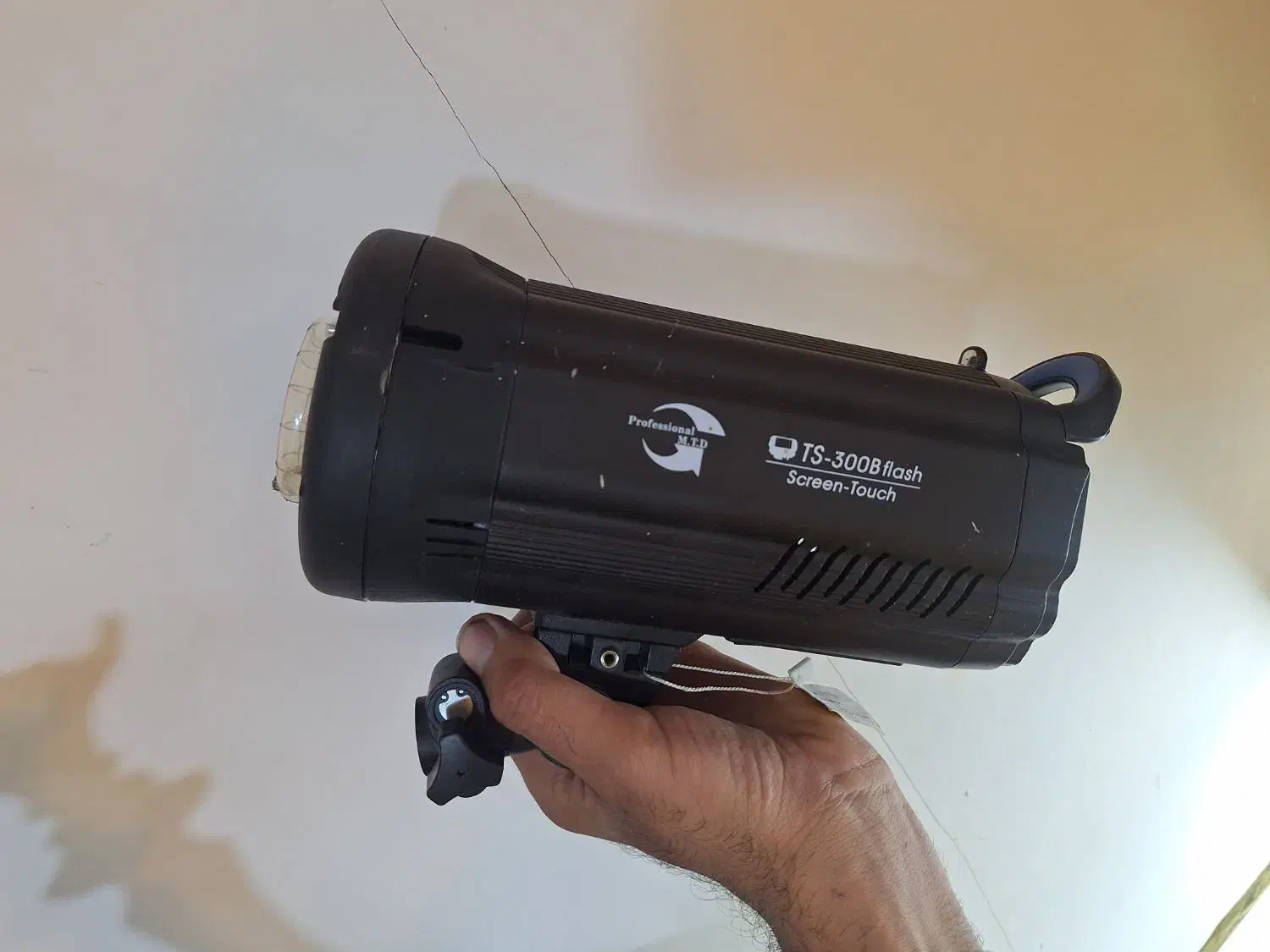 فلش عکاسی|دوربین عکاسی و فیلم‌برداری|نسیم‌شهر, |دیوار