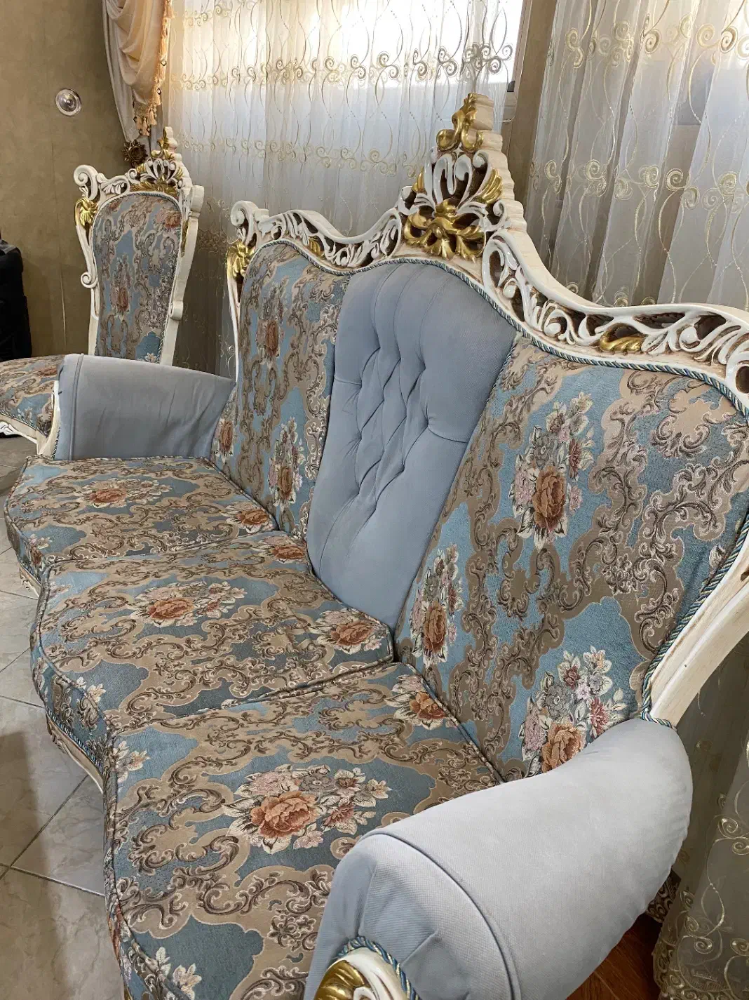 مبلمان سلطنتی|مبلمان خانگی و میز عسلی|فولادشهر, C8|دیوار