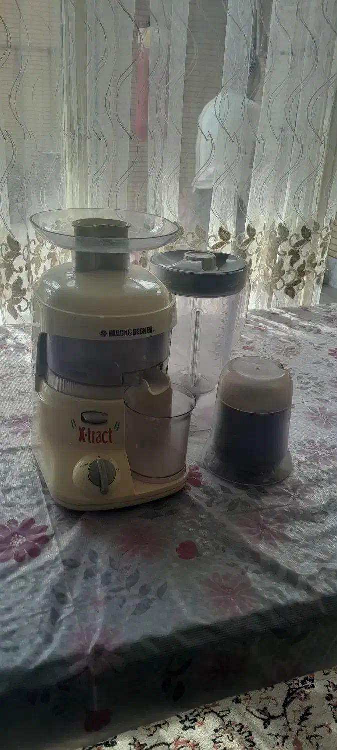 آبمیوه گیری سه کاره سالم|آبمیوه‌گیر و آب‌مرکبات‌گیر|نجف‌آباد, یزدانشهر|دیوار