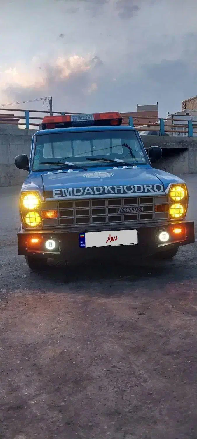 نیسان جرثقیل|خودرو سواری و وانت|اردبیل, |دیوار