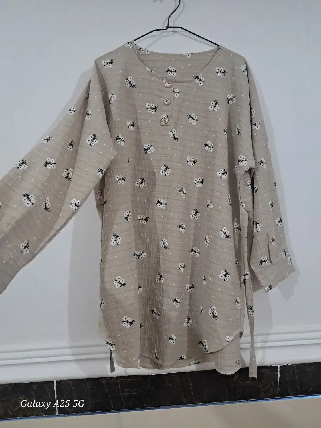 لباس و تیشرت ارزانتر از همه جا|لباس|آبپخش, |دیوار