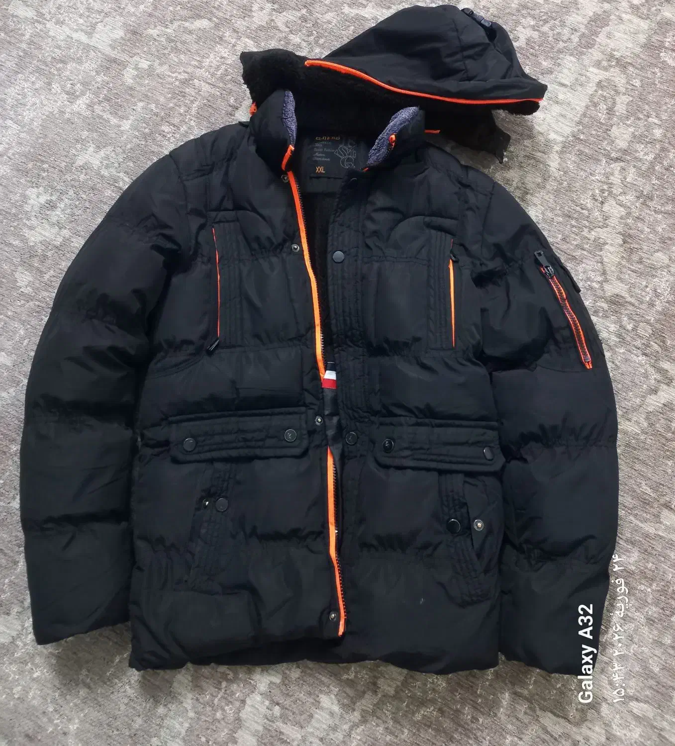 کاپشن|کفش و لباس بچه|کرج, ساسانی (قلمستان)|دیوار