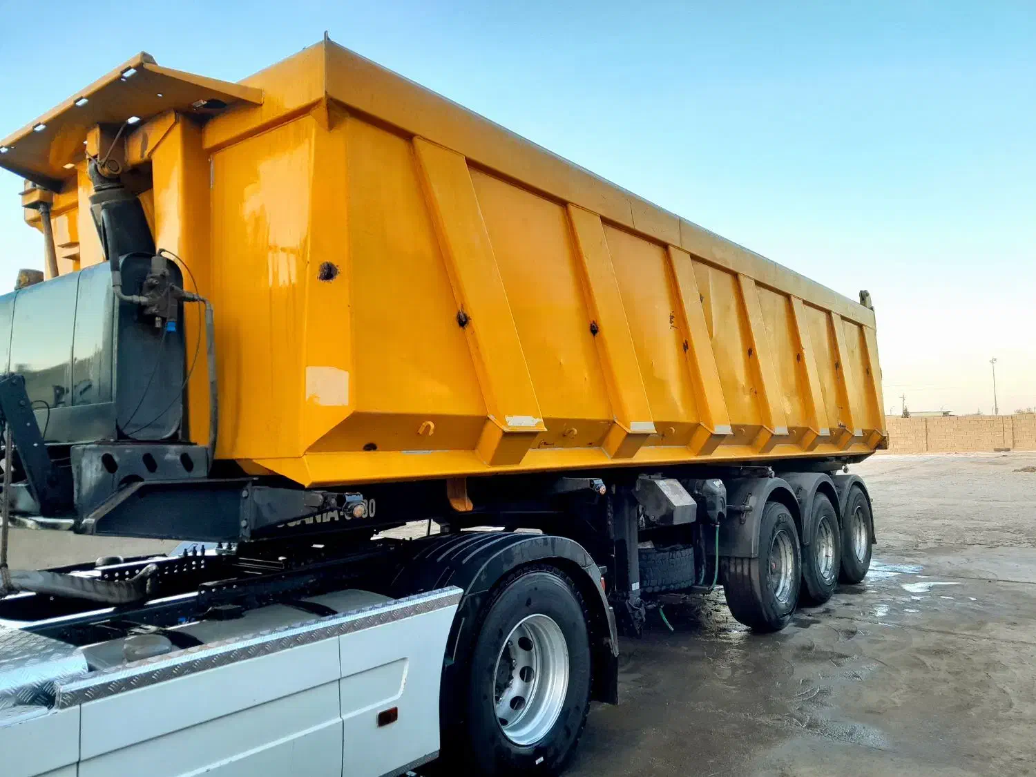 کمپرس شرکتی ماموت|خودرو سنگین|خاتم, |دیوار