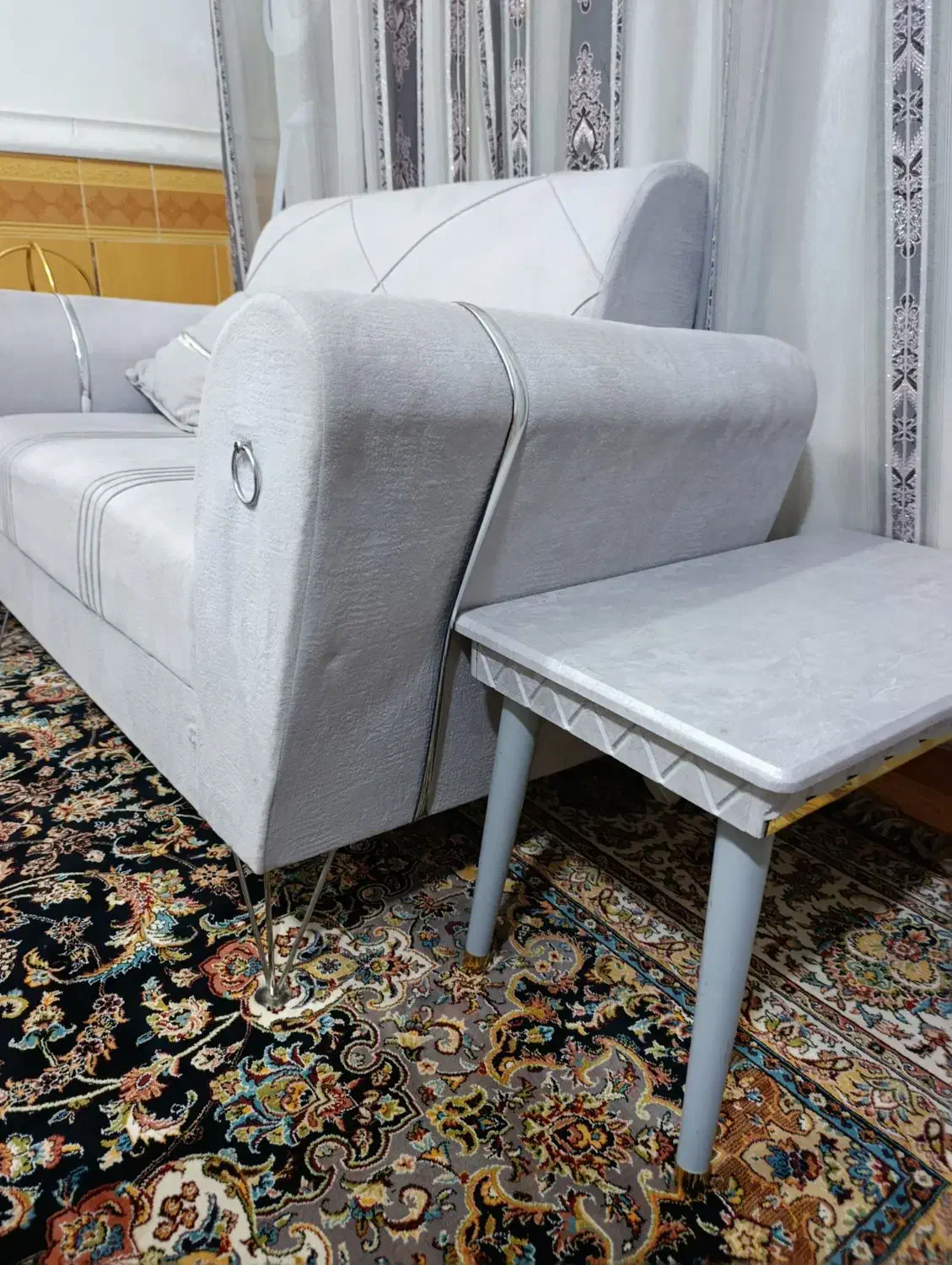 مبل خوش رنگ|مبلمان خانگی و میز عسلی|یاسوج, |دیوار