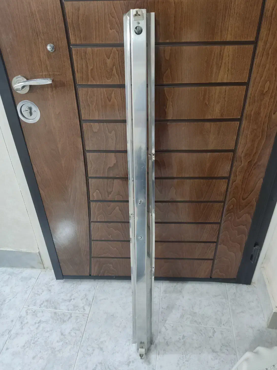 قاب مهتابی|لامپ و چراغ|اصفهان, جلالیه|دیوار