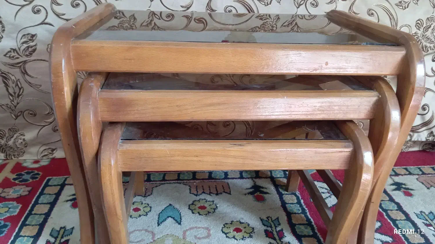 گل میز|مبلمان خانگی و میز عسلی|شیراز, کوشک میدان|دیوار