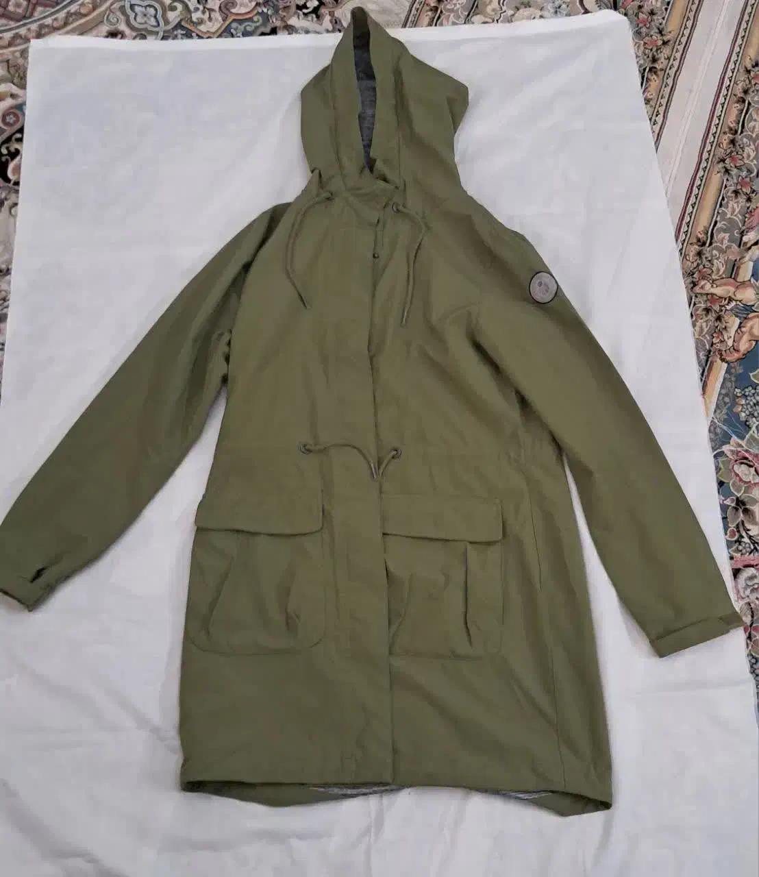 پوشاک|لباس|باقرشهر, |دیوار