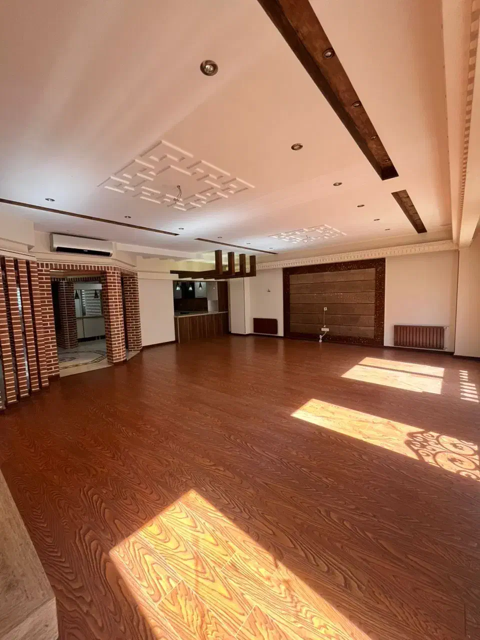 ۲۵۰ متر / ۳ خواب / آلاله شرقی|اجارهٔ آپارتمان|تهران, سازمان آب|دیوار