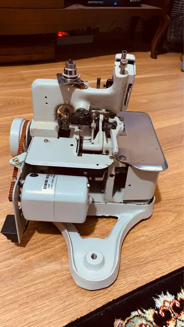 چرخ سردوز سنجاقک آنتن سر خود|چرخ خیاطی و ریسندگی|فردیس, فردیس|دیوار