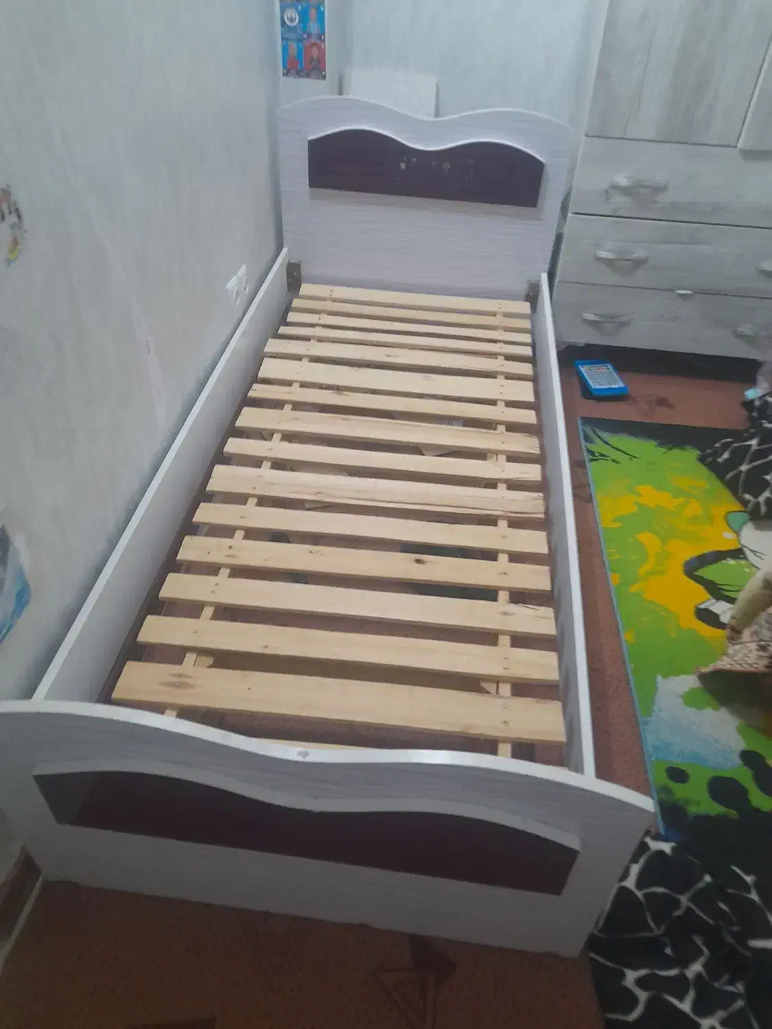 تخت نوجوان|تخت و سرویس خواب|مشهد, کارگران|دیوار