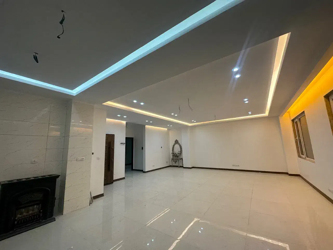 فروش واحد۱۱۵ متری/شمالی/اماده تحویل/بهداشت/دانش|فروش آپارتمان|هشتگرد, شهرک کوثر|دیوار