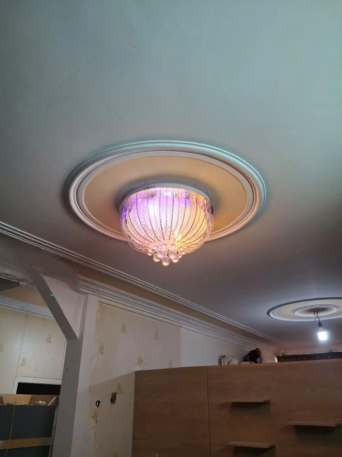 لوستر کنترلی|لوستر و چراغ آویز|کرج, فاز ۳ گوهردشت|دیوار