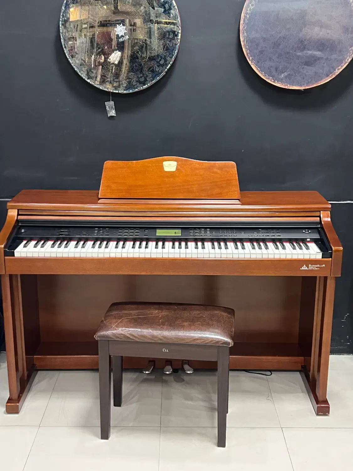 پیانو برگمولر bm 800|پیانو، کیبورد، آکاردئون|ارومیه, |دیوار