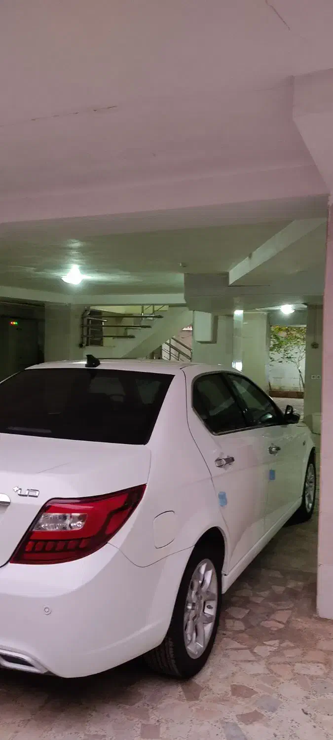 دنا پلاس توربو ۶دستی در حد خشک|خودرو سواری و وانت|رشت, منظریه|دیوار