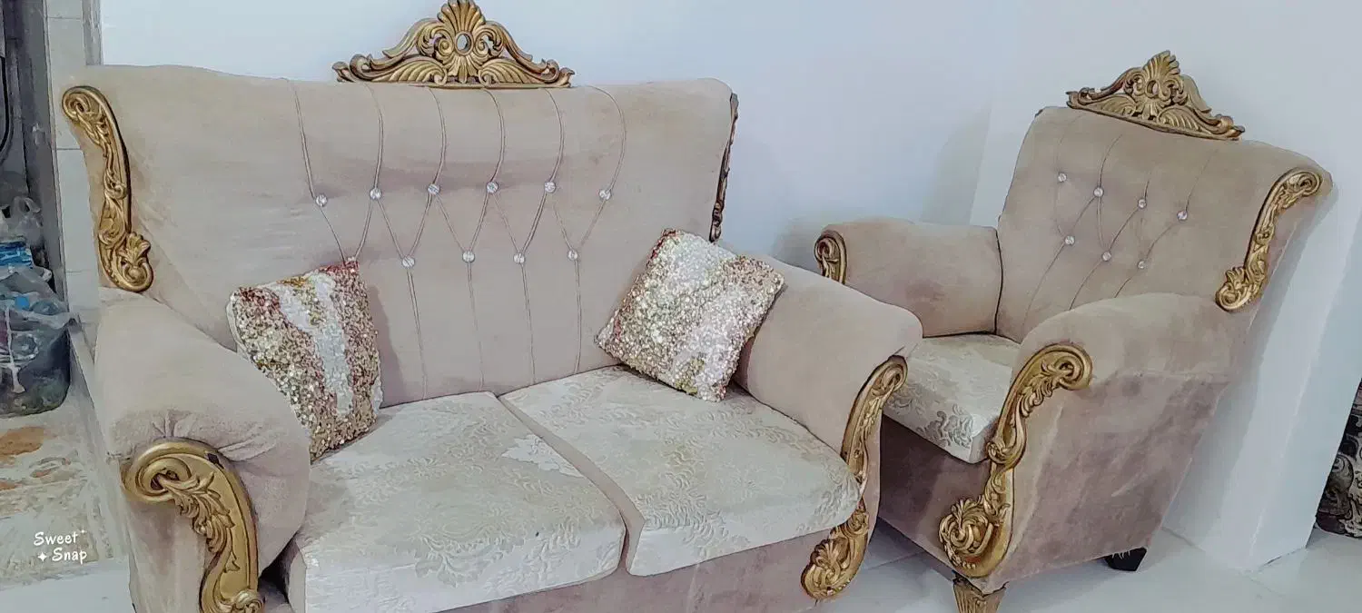 یک دست مبل ۷ نفره سلطنتی|مبلمان خانگی و میز عسلی|اهواز, شهرک برق|دیوار