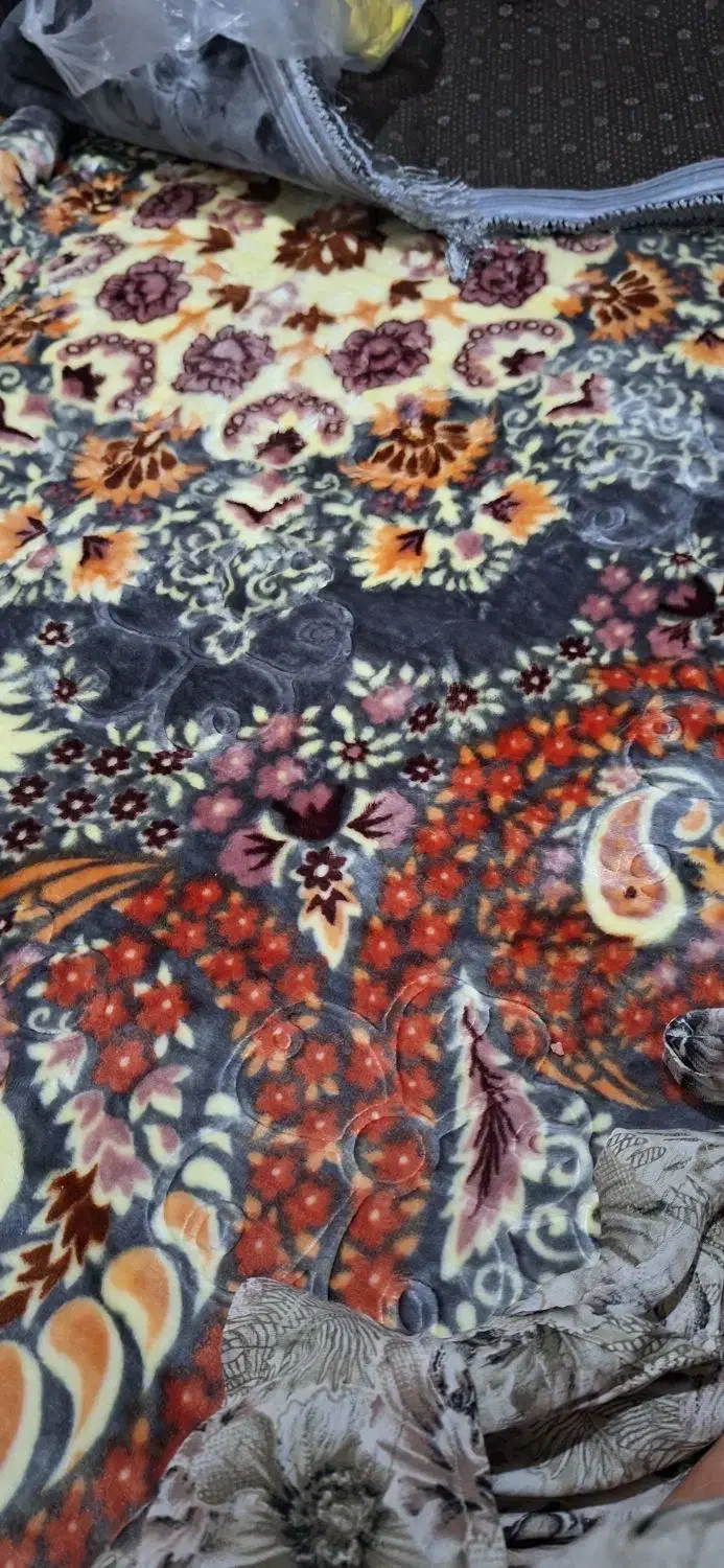 پتوفرشینه  ترولاو|روفرشی|اصفهان, کوی شهید کشوری|دیوار