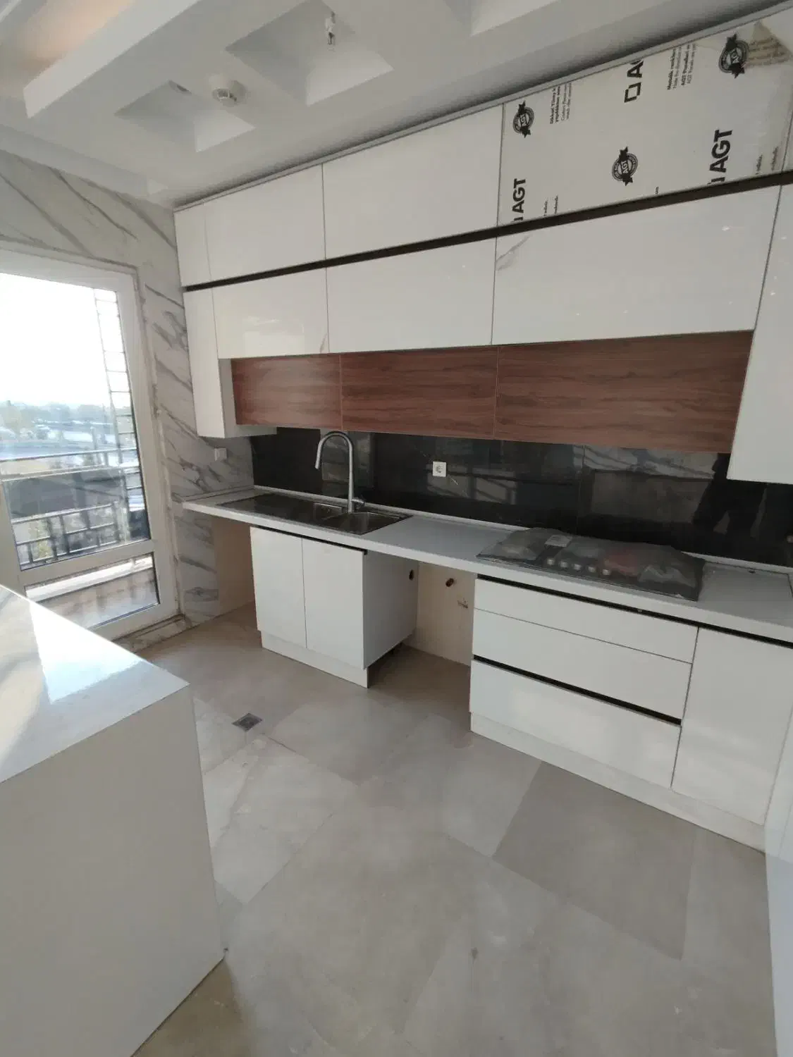 ۷۵متر فول سازمان شمال روبه آفتاب فول بازسازی