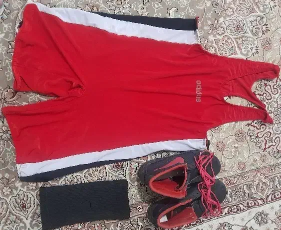 دوبند و کفش کشتی|تجهیزات ورزشی|خرمآباد, |دیوار