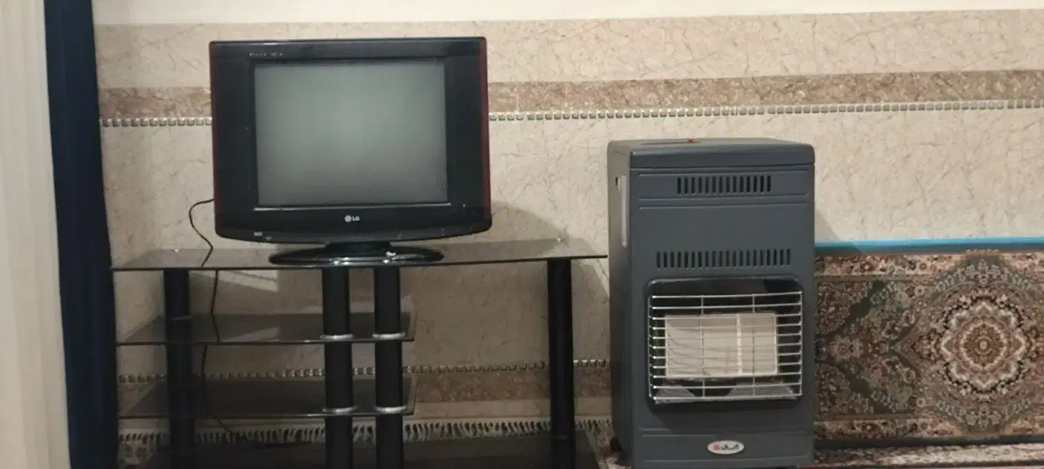 تلویزیون .میز و بخاری گازی|سایر لوازم برقی|زابل, |دیوار